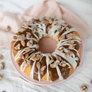 Rosca Dulce de leche y frutos secos caramelizados